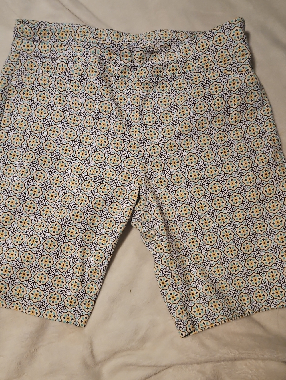 croft & barrow White Multicolor Geometric Flat-Front Women's Shorts